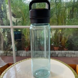 YETI Light Green Lightweight Water Bottle